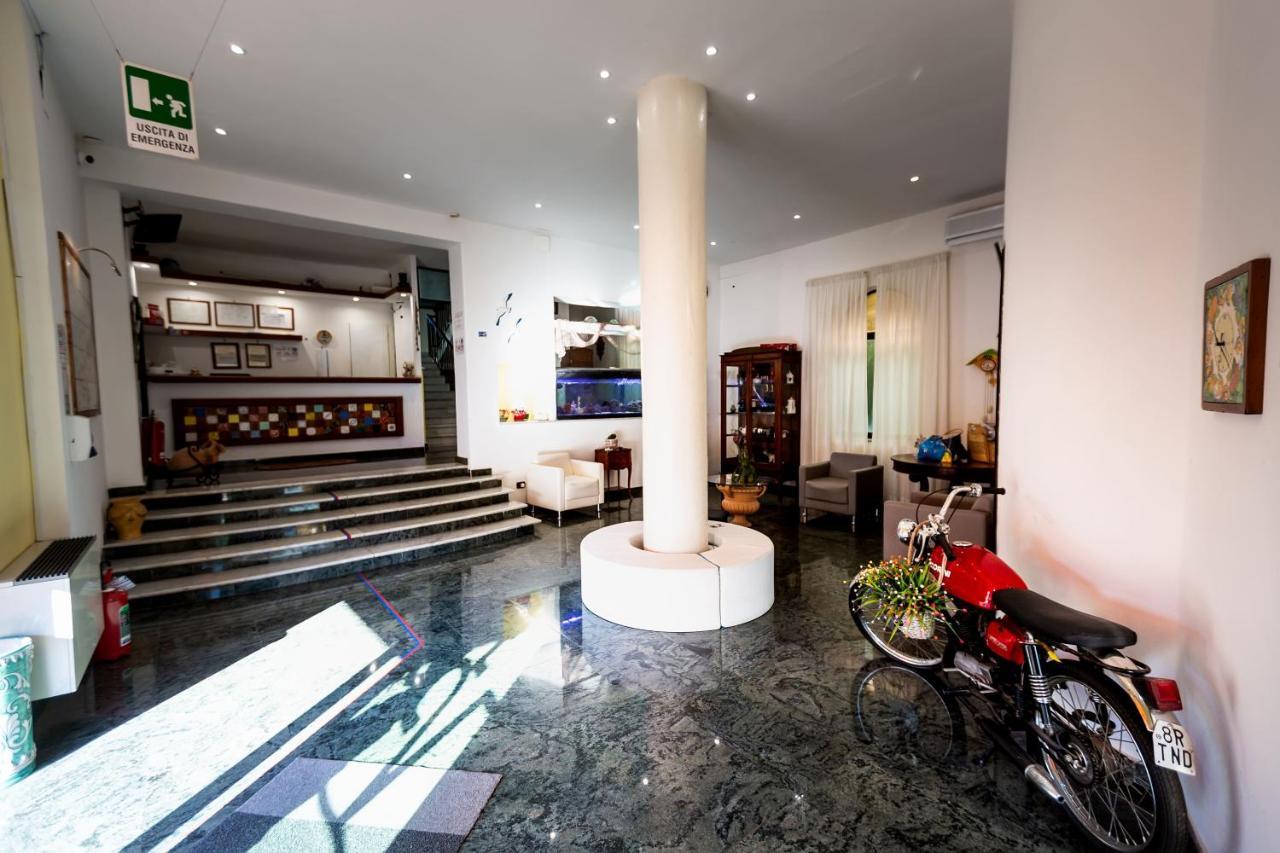 Coast Hotel