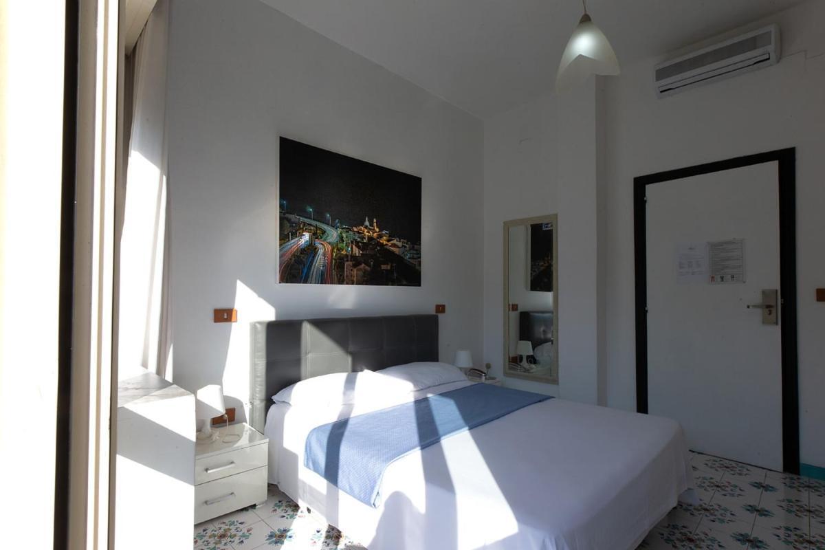 Coast Hotel 3*