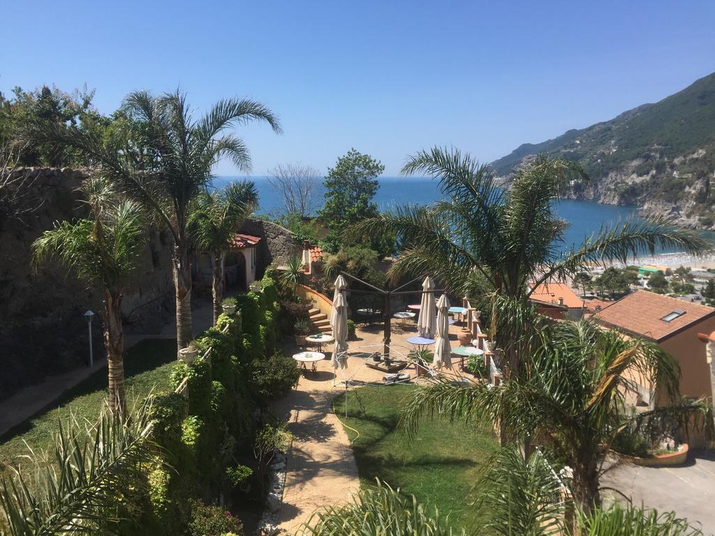 Coast Hotel 3*