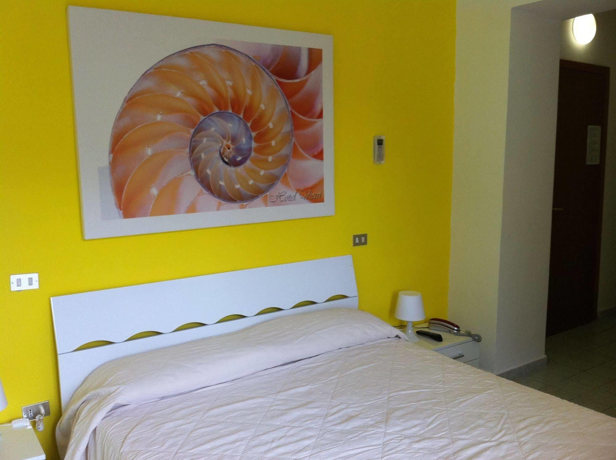 Hotel Coast 3*